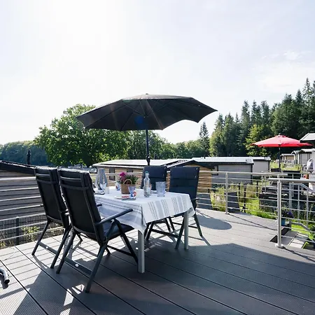 Ostseecamp Lily Pond בית נופש שרבאוץ