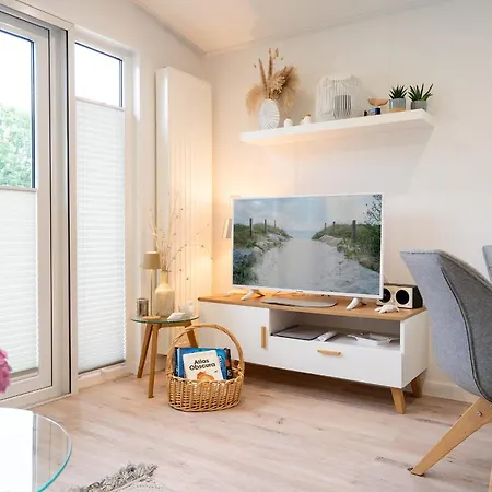 בית נופש Ostseecamp Lily Pond